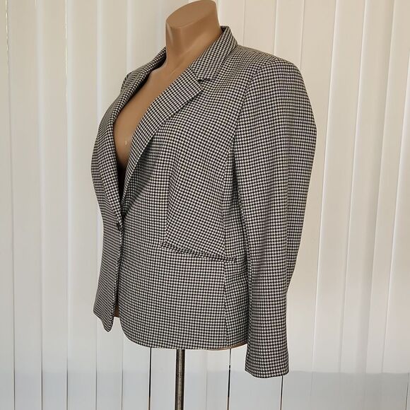 H&M Houndstooth Fitted Blazer - Picture 3 of 14